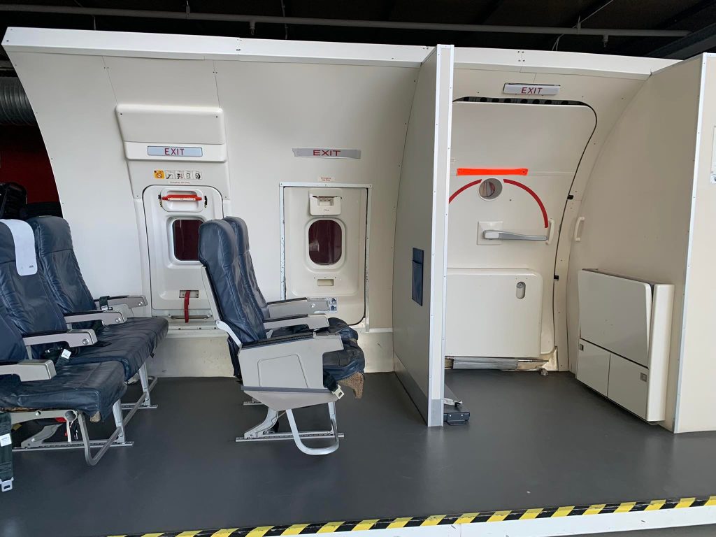 B737 slide & door trainer airBaltic Training
